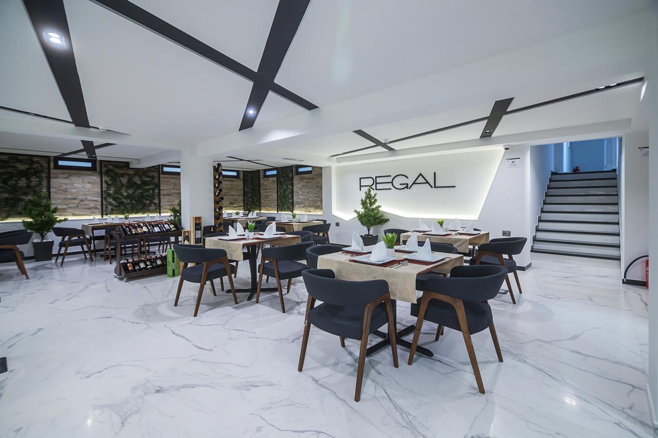 Hotel Regal 科尔察 外观 照片