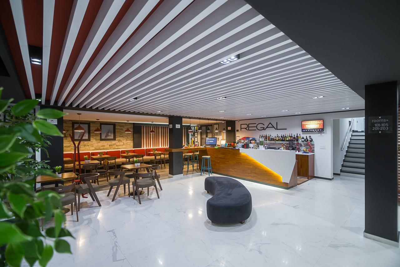 Hotel Regal 科尔察 外观 照片